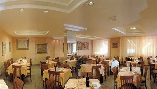 Sea Palace Hotel