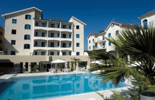 Hotel Sea Palace 4*