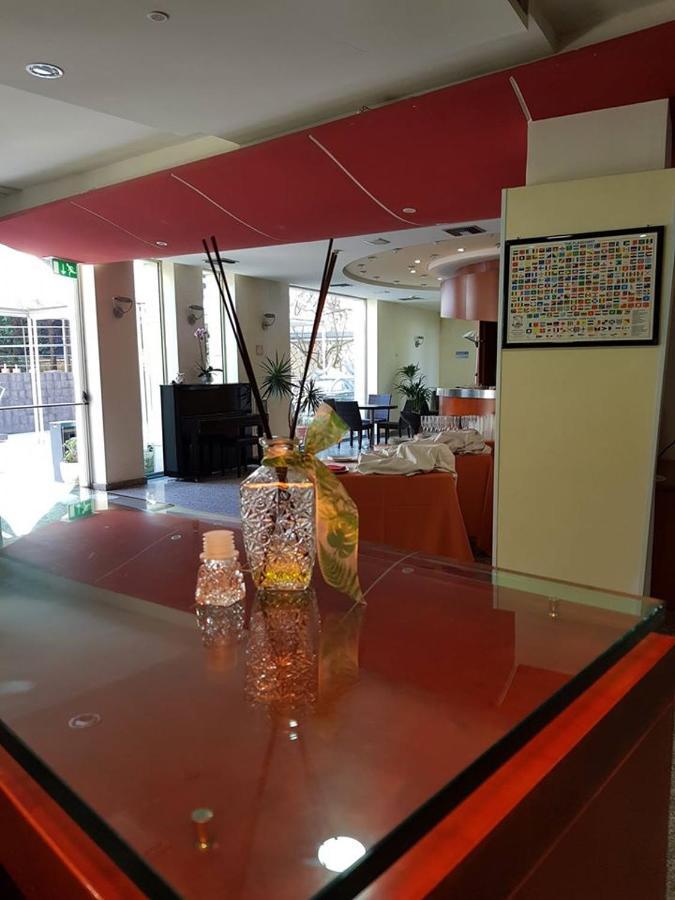 Hotel Sea Palace 4*